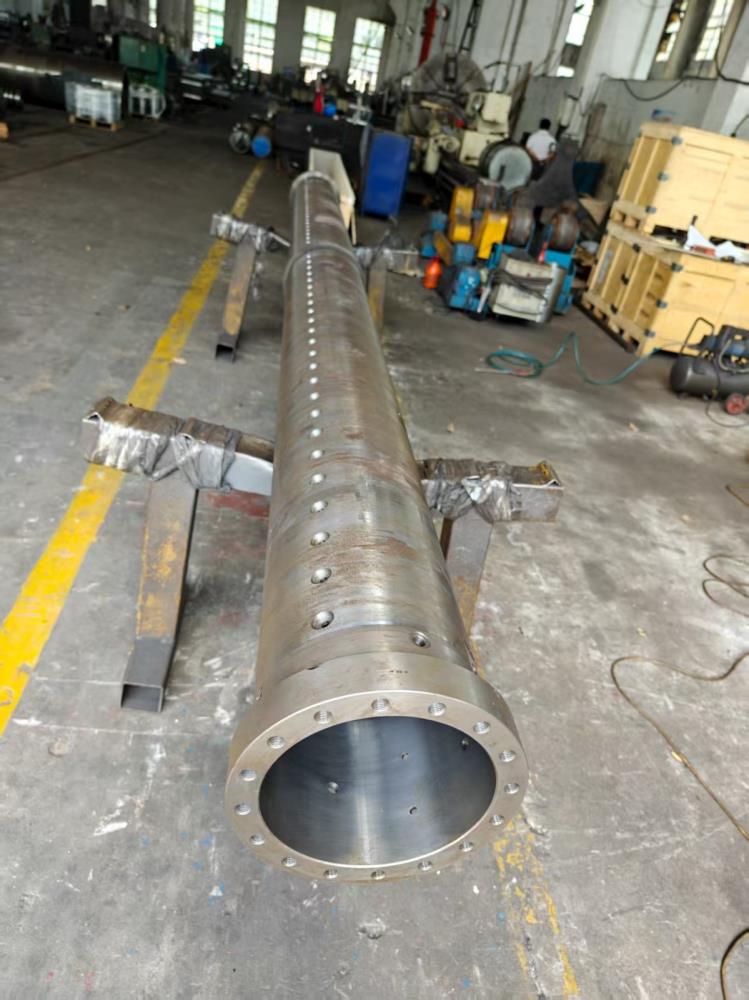 Assemble the electric cylinder body